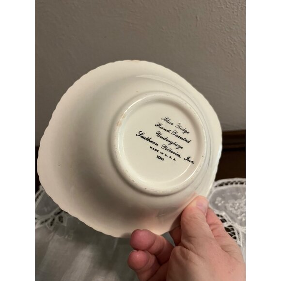 Southern Pottery Blue Ridge Yellow Flower Bowl, very slight rough spots along ed - Picture 5 of 7